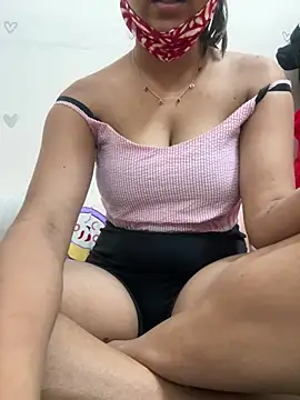 kavyababy00 online show from February 17, 4:26 pm