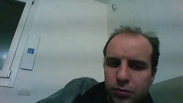 Snapshot of andre_italy chatting on February 4, 6:47 pm andre italy online show from February 4, 6:47 pm