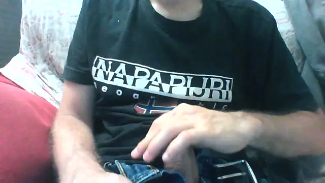 Snapshot of andre_italy chatting on June 4, 9:08 pm andre italy online show from June 4, 9:08 pm