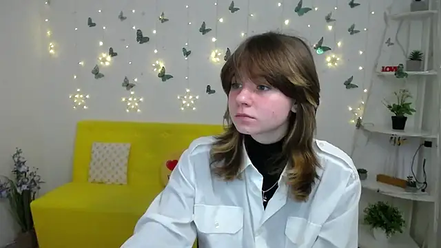 Snapshot of AnnaWest_ chatting on February 28, 6:24 am AnnaWest online show from February 28, 6:24 am