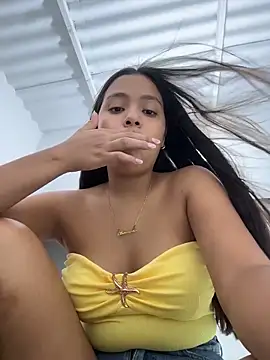 Baby morena12 online show from May 1, 9:42 pm