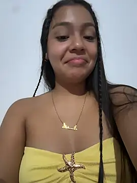 Snapshot of Baby_morena12 chatting on July 9, 5:08 am Baby morena12 online show from July 9, 5:08 am