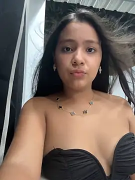 Snapshot of Baby_morena12 chatting on March 1, 3:39 am Baby morena12 online show from March 1, 3:39 am