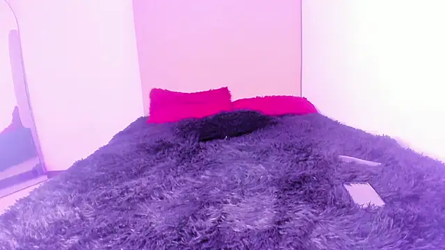 im tiffany  online show from February 20, 4:20 am