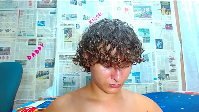 arielnoir6958 online show from February 22, 11:17 pm