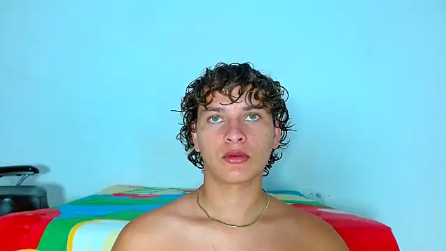 arielnoir6958 online show from March 29, 4:41 pm