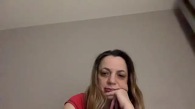 Snapshot of ShyFlameLive chatting on February 6, 4:08 am ShyFlameLive online show from February 6, 4:08 am