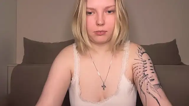 Ophelia Ritz online show from March 10, 9:41 pm