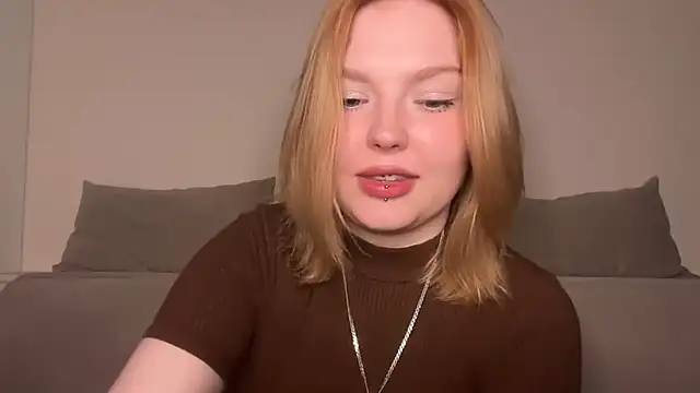 Ophelia Ritz online show from April 23, 9:38 pm