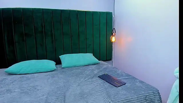 Amber-Horney online show from March 19, 3:12 pm