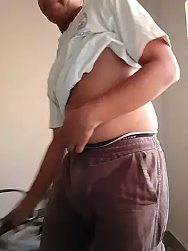 chocolatesboy143 online show from March 29, 9:00 am