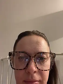 SophieSchmidt online show from April 14, 6:24 pm