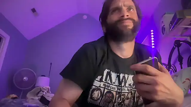 TrndSettr online show from March 31, 11:51 pm