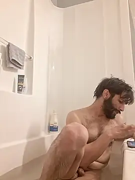 Snapshot of TrndSettr chatting on February 3, 11:43 pm TrndSettr online show from February 3, 11:43 pm