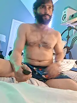 Snapshot of TrndSettr chatting on February 15, 1:39 am TrndSettr online show from February 15, 1:39 am