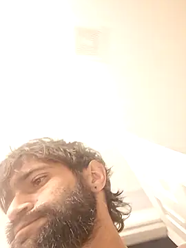 Snapshot of TrndSettr chatting on February 26, 1:16 am TrndSettr online show from February 26, 1:16 am