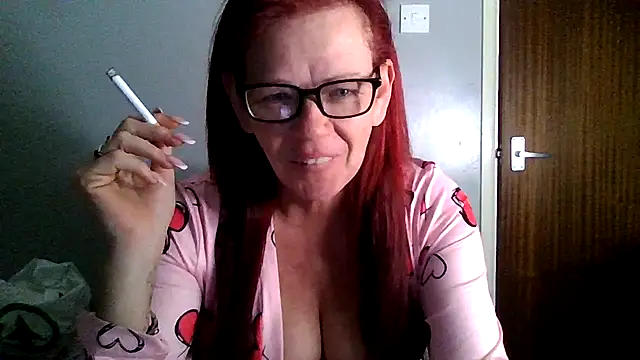 Forbidden-Irish-x online show from April 16, 10:34 pm