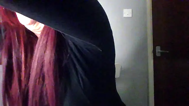 Forbidden-Irish-x online show from March 9, 8:12 pm