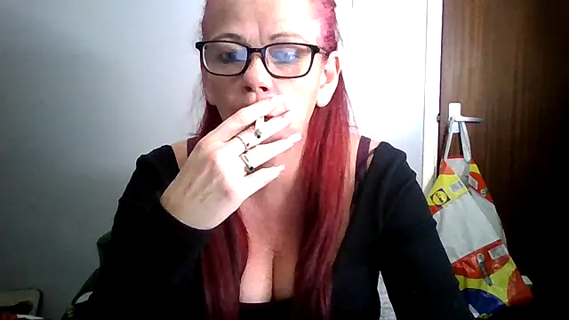 Forbidden-Irish-x online show from April 8, 10:33 pm