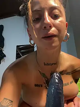 aixablackk online show from February 21, 11:40 pm