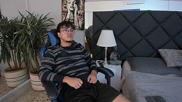 kai storn online show from March 19, 11:32 am