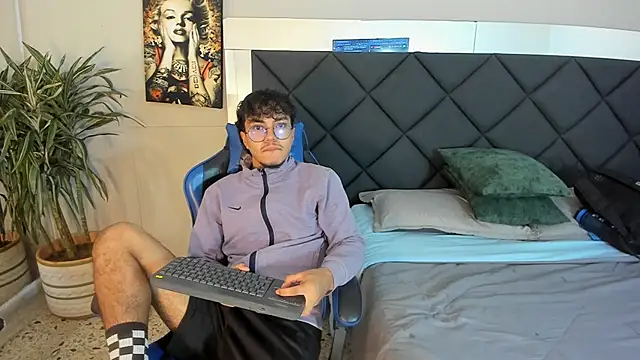 kai storn online show from March 10, 11:14 am