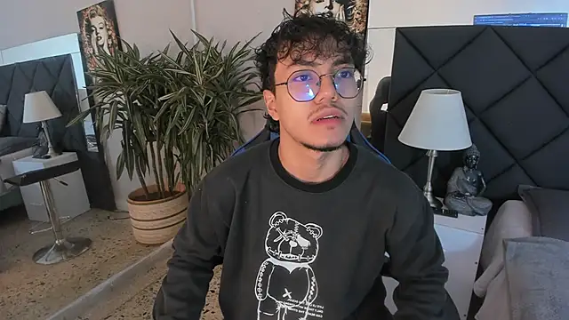 kai storn online show from March 22, 11:23 am