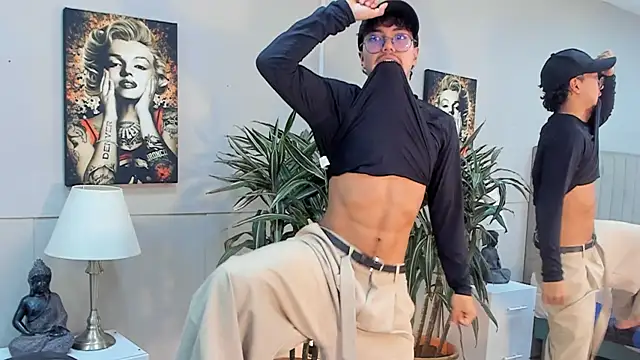 kai storn online show from May 31, 6:09 pm
