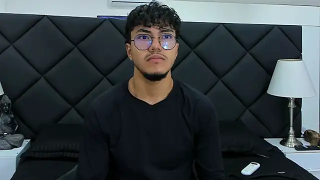 kai storn online show from April 13, 3:10 am