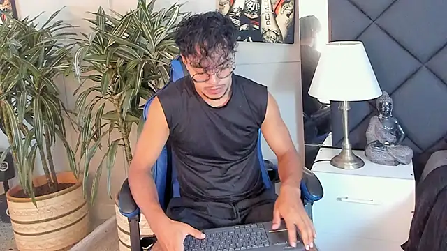 kai storn online show from April 15, 11:16 am