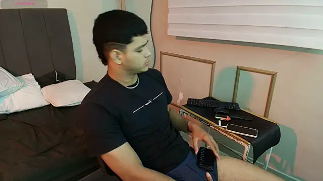 Keinner BigDick online show from August 1, 8:51 pm