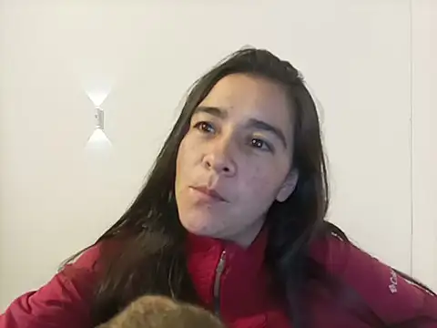 sensualstryp online show from March 4, 2:52 am