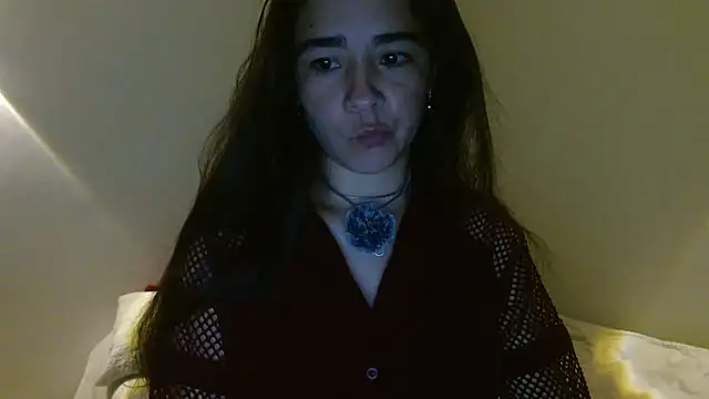 sensualstryp online show from June 9, 2:12 am