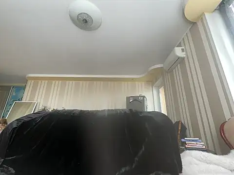 CarolineStar30 online show from February 16, 11:20 am