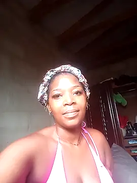 CurvyCutiexx3 online show from March 6, 6:52 am