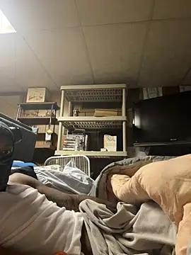 ProveYourLoyalty2 online show from February 18, 10:01 am