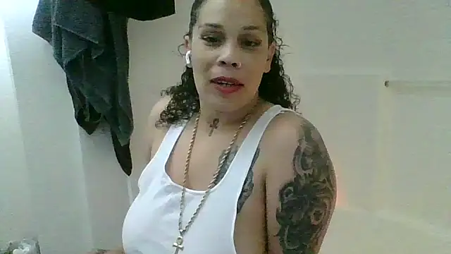 harleycakess online show from March 12, 9:52 pm