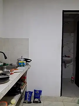 Cris18sexy online show from April 13, 1:48 pm