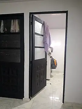 Cris18sexy online show from May 21, 12:57 pm