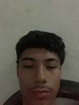Snapshot of Adan21_cm chatting on May 24, 6:35 am Adan21 cm online show from May 24, 6:35 am