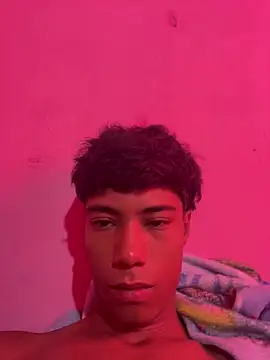 Adan21 cm online show from July 16, 8:39 pm