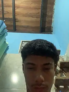 Snapshot of Adan21_cm chatting on May 16, 6:56 am Adan21 cm online show from May 16, 6:56 am
