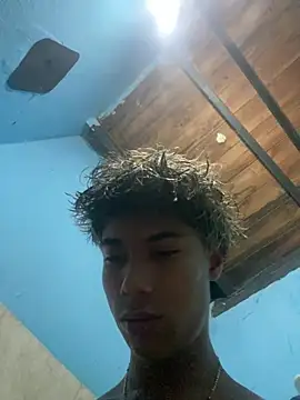 Adan21 cm online show from February 3, 12:21 am