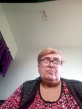 SusanStar874 online show from April 13, 1:48 pm