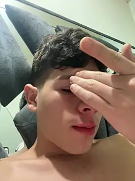 Andy12912 online show from February 1, 6:39 pm