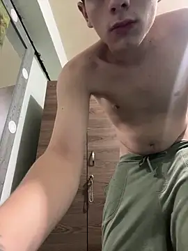 Andy12912 online show from February 24, 8:21 pm