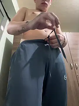 Andy12912 online show from March 7, 9:53 pm