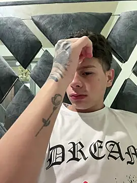 Andy12912 online show from February 3, 5:18 pm