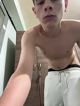 Andy12912 online show from March 7, 9:05 am