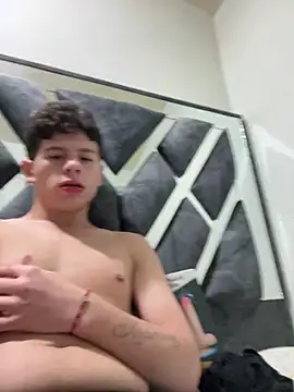 Andy12912 online show from February 14, 6:41 pm